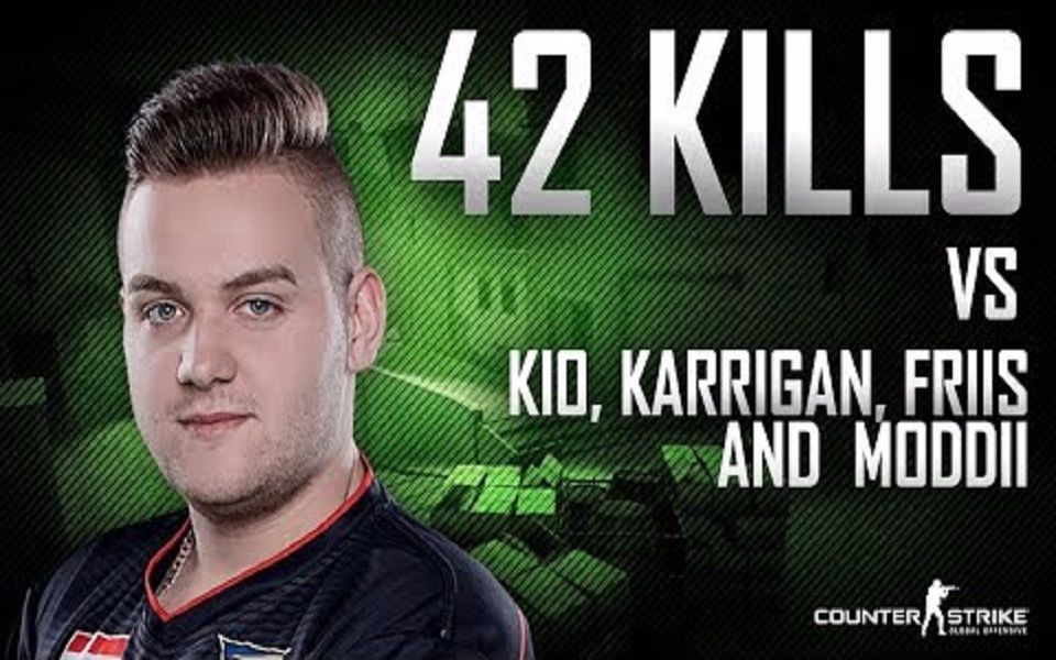 解说胜者采访宸宇：ID是中式英语play pig eat tiger扮猪吃老虎