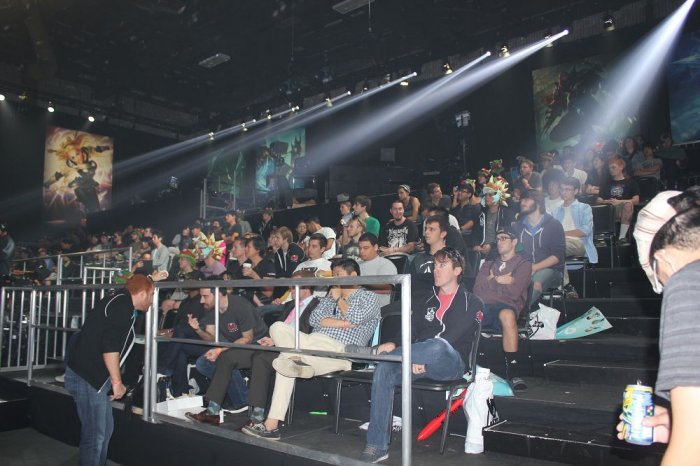 在联赛中无敌！ Chovy 的Sylas进出七次， Generation Gaming 毫发无伤地击败了 BNK FEARX 。